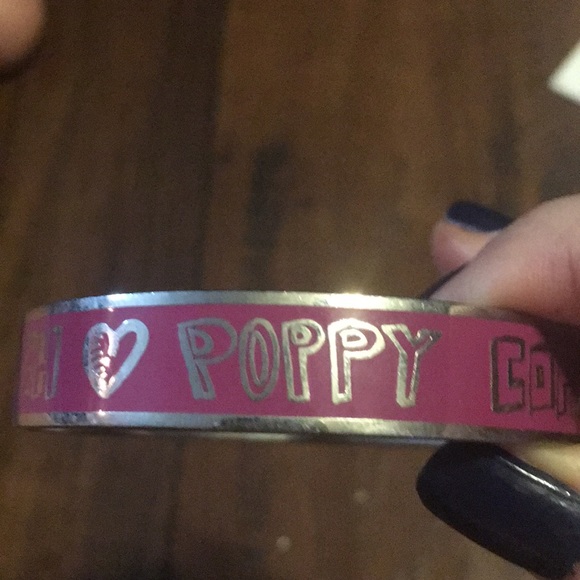 Coach/poppy pink bracelet - Picture 2 of 4